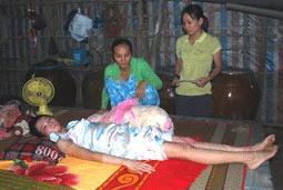 Vụ “Cô bé 13 tuổi quyết sống để vạch mặt thủ phạm”: Phóng viên bị hăm dọa ảnh 1