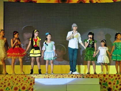 Giả mạo Facebook Wanbi Tuấn Anh để moi tiền ảnh 2 Giả mạo Facebook Wanbi Tuấn Anh để moi tiền ảnh 2