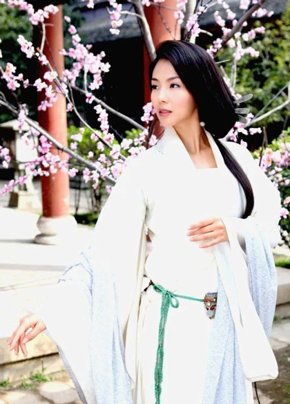 Mỹ nhân Lưu Đào quyến rũ lạ thường ngày trở lại ảnh 4