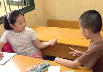 Cậu bé 10 tuổi chuyển đổi giới tính ảnh 1