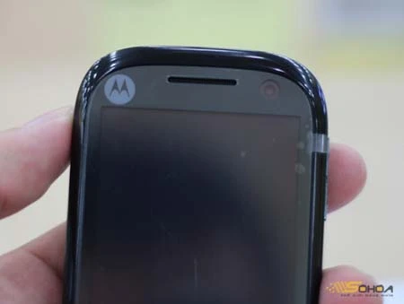 Smartphone giá gần 3 triệu của Motorola ảnh 5 Smartphone giá gần 3 triệu của Motorola ảnh 5