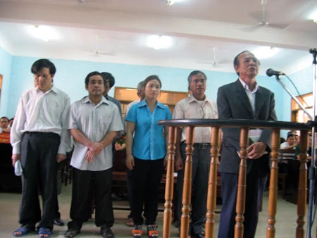 9 cựu quan chức Sở Y tế Gia Lai hầu tòa ảnh 1