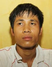 Đập vỡ đầu chị hàng xóm để cướp của ảnh 1