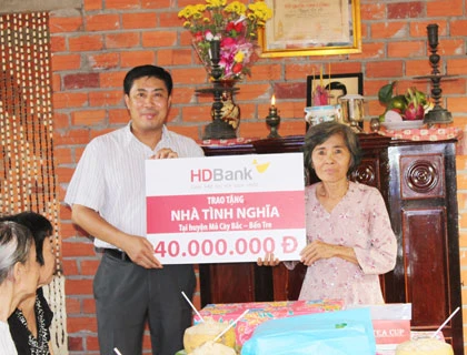 Hội Cựu chiến binh Sở Tư pháp TP.HCM tặng nhà tình nghĩa ảnh 1