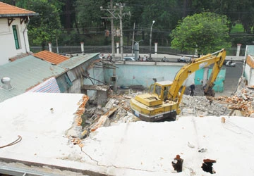 Vụ trường Lê Quý Đôn "thua" ngân hàng: Không sai luật nhưng không hợp lý! ảnh 1