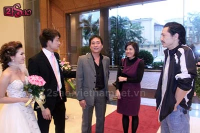 "Lý Công Uẩn" bất ngờ cưới vợ ảnh 12