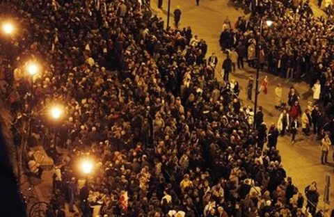 Ba Lan sẽ công bố nội dung hộp đen máy bay ảnh 1