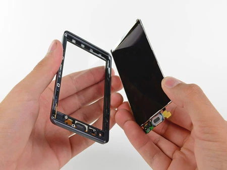 “Mổ xẻ” điện thoại Motorola Droid 3 ảnh 18