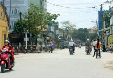 Đã xóa “nút cổ chai” trên đường Trần Phú, TP Huế ảnh 1