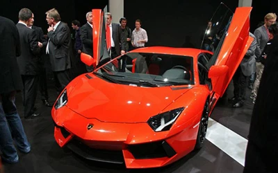 “Hàng khủng” Lamborghini Aventador LP700-4 trình làng ảnh 1