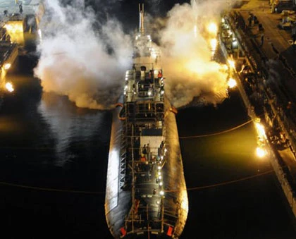 Truy tố thủ phạm đốt tàu ngầm hạt nhân ảnh 1