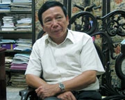 Nhà văn Nguyễn Trí Huân.