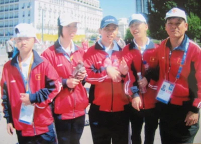 Đường đến huy chương vàng Olympic Athens của cậu bé bị down ảnh 2