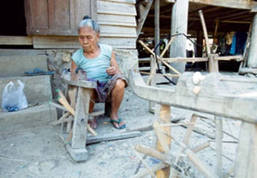 Kỳ 3: Trăm năm bản dệt Khăm Khăm ảnh 1 Kỳ 3: Trăm năm bản dệt Khăm Khăm ảnh 1