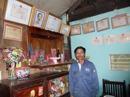 Người “cãi tử thần” bên dòng sông Sêrêpôk ảnh 2