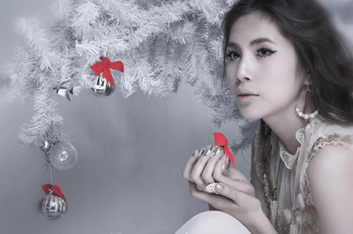 Thủy Tiên đón Giáng sinh bên Công Vinh ảnh 5