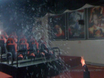 Phong trào làm phòng chiếu phim 5D ảnh 2 Phong trào làm phòng chiếu phim 5D ảnh 2