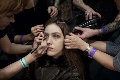 Những bức ảnh khó quên về trẻ em năm 2011 ảnh 2