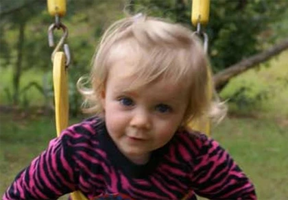 Bé 5 tuổi bắn chết em gái tại nhà ảnh 1