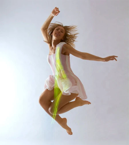 Những trang phục "xe duyên" cùng công nghệ ảnh 3