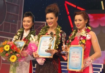 Thí sinh Nguyễn Thị Trang Phương đoạt giải nhất ảnh 1