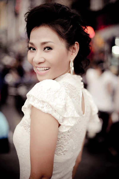 Thu Minh lần đầu nude trong video nhạc ảnh 1