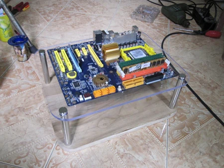 Một chiếc Bench table đã thành hình (ảnh: Vozforums).