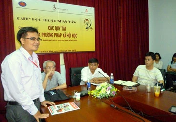 Cà phê học thuật Nhân văn: Tạo chất men yêu khoa học ảnh 1