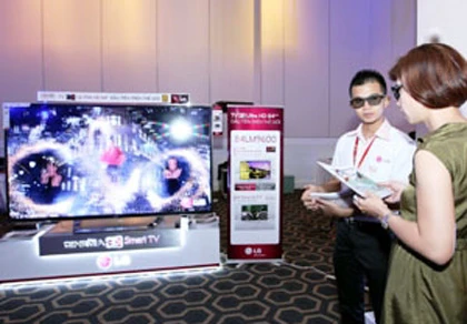 Hàng "khủng" LG được bình chọn là tivi của năm ảnh 1
