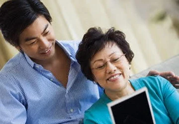 Bí quyết để trở thành người mẹ tuyệt vời đối với con trai ảnh 1