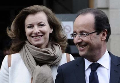 Hôm nay, “Ông Bình dân” nhậm chức tổng thống Pháp ảnh 1