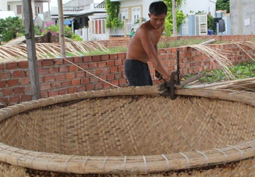 Thợ thuyền thúng Đà Nẵng ảnh 1