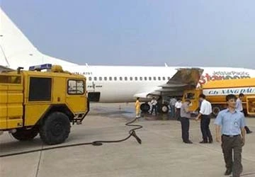 Nhân viên Jetstar Pacific bị nghi ăn cắp dầu máy bay ảnh 1