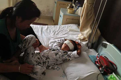 Truy lùng kẻ khoét mắt trẻ em ở Trung Quốc ảnh 1