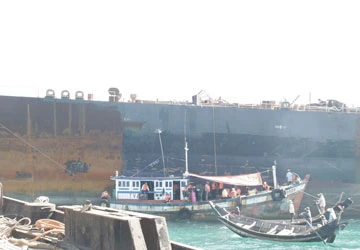 Bốn thợ lặn chết do nhiễm khí hydro sunfua ảnh 1