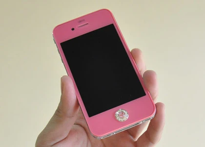 iPhone 4 màu hồng đính ruby của hotgirl Sài Gòn ảnh 1