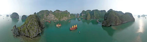 Chụp hình Hạ Long bằng... diều bong bóng ảnh 2