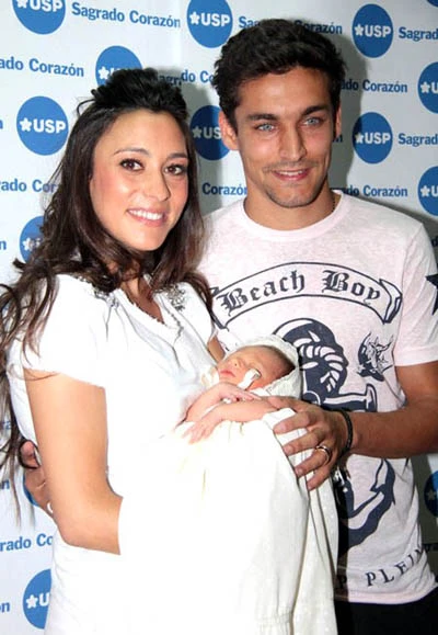 Jesus Navas vật lộn với bệnh “nhớ nhà” ảnh 1