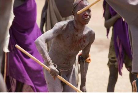 Bộ lạc nguyên thủy cuối cùng ở châu Phi ảnh 9 Bộ lạc nguyên thủy cuối cùng ở châu Phi ảnh 9