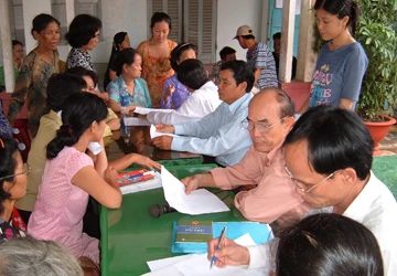 Cơ chế dành cho viên chức thoáng hơn công chức ảnh 2