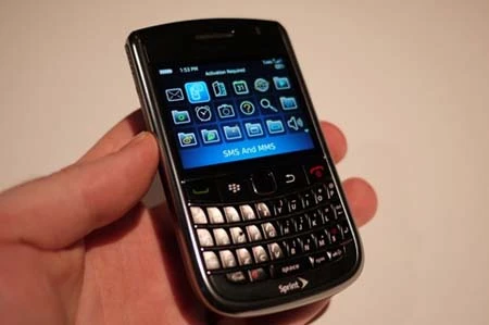 Cận cảnh chiếc BlackBerry Bold thứ ba ảnh 8
