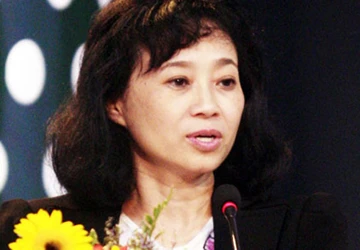 Bà Hoàng Yến "tự thấy không còn là đảng viên" ảnh 1