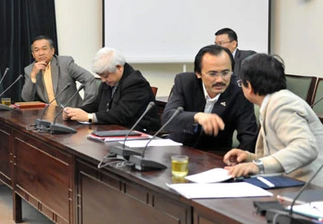 Quanh hợp đồng bán thương quyền các giải bóng đá Việt Nam: Từ đất hoang đến đất dự án ảnh 1