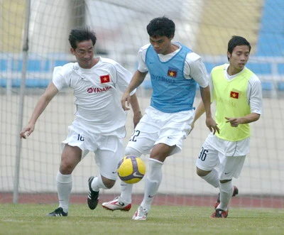 Trường Giang (trái) là thủ lĩnh từ tấm bé, nhưng sự nghiệp của anh thăng hoa trong 6 năm (2002-2008)