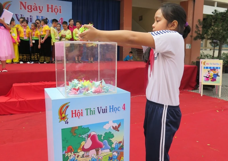 Học sinh được nghỉ học để thỏa thích vui chơi ảnh 7