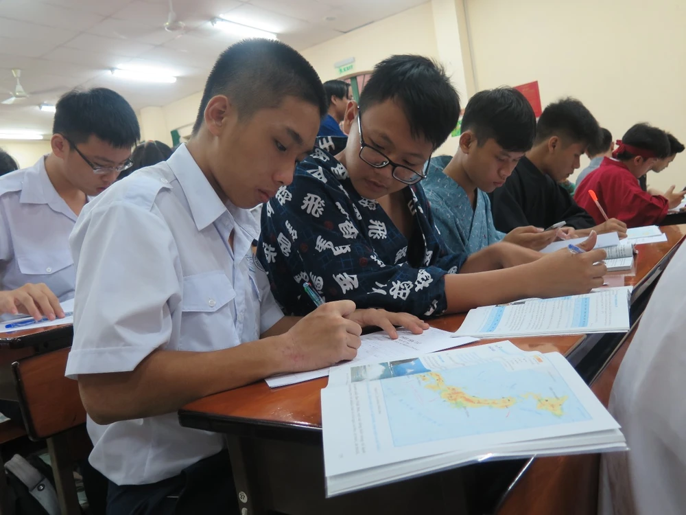 Độc đáo giờ học tái hiện về đất nước Nhật Bản ảnh 5