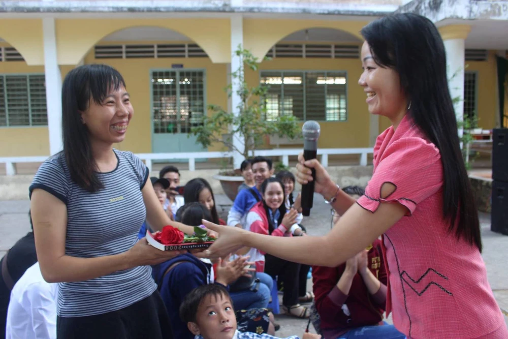 Tết sách của học trò nghèo ảnh 12