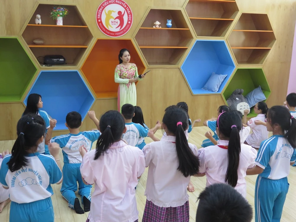 Một tiết học âm nhạc của HS trường tiểu học Nguyễn Thái Học