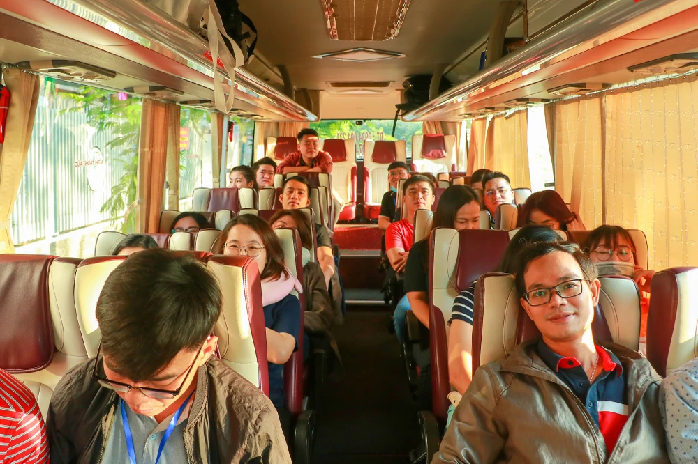 Đoàn công tác của cán bộ, giảng viên bắt đầu khởi hành đến tỉnh Khánh Hòa Đoàn công tác của cán bộ, giảng viên bắt đầu khởi hành đến tỉnh Khánh Hòa