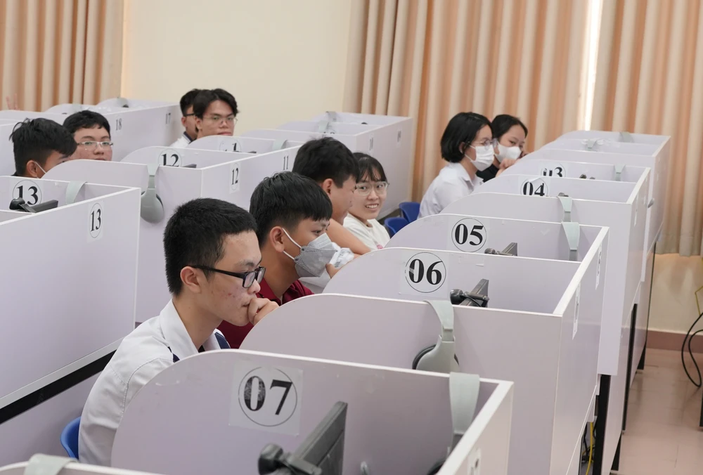 thi-danh-gia-nang-luc-chuyen-biet (1).JPG